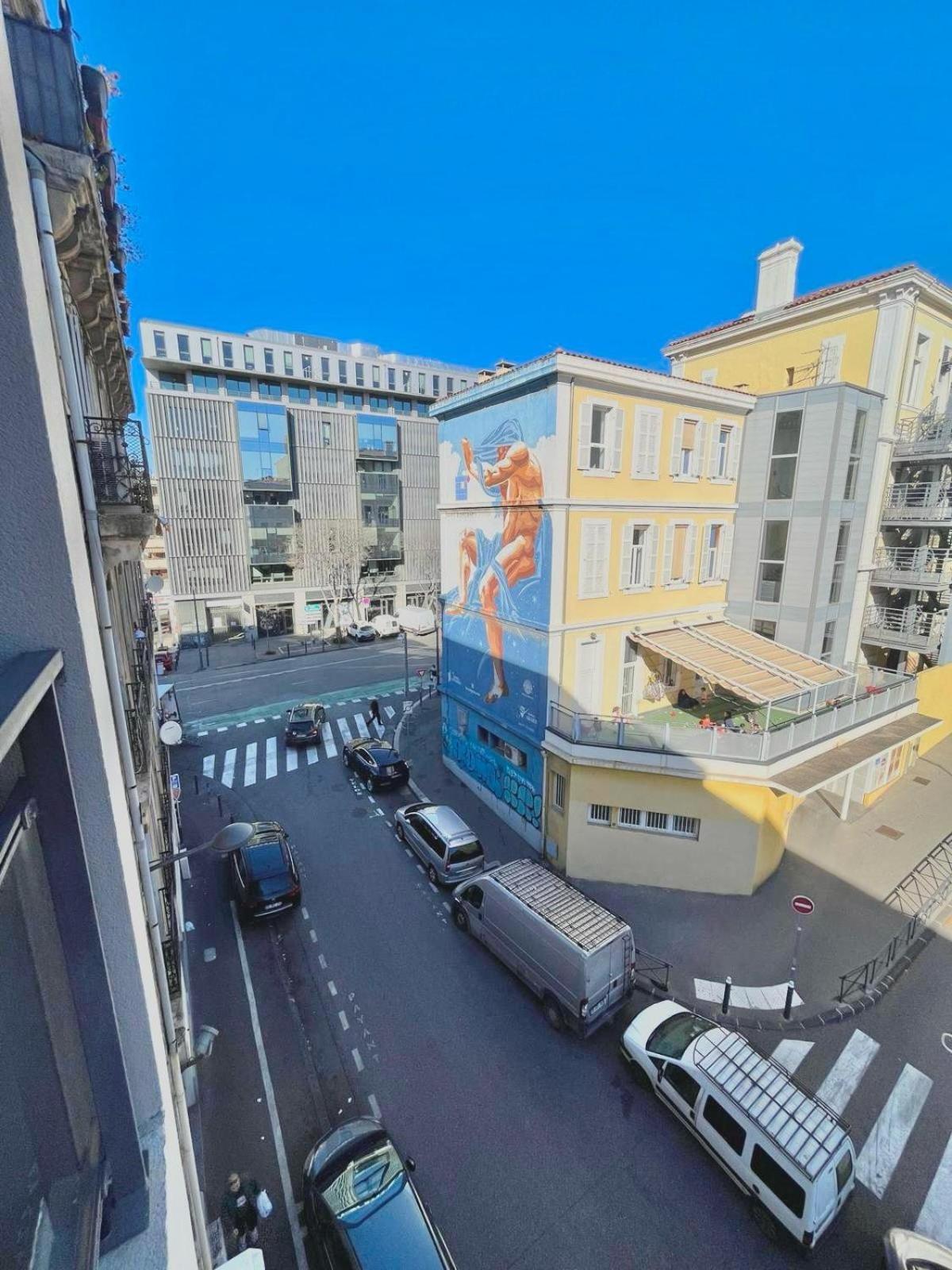 Appartement Le 13OR - centre avec parking et extérieur à Marseille Extérieur photo
