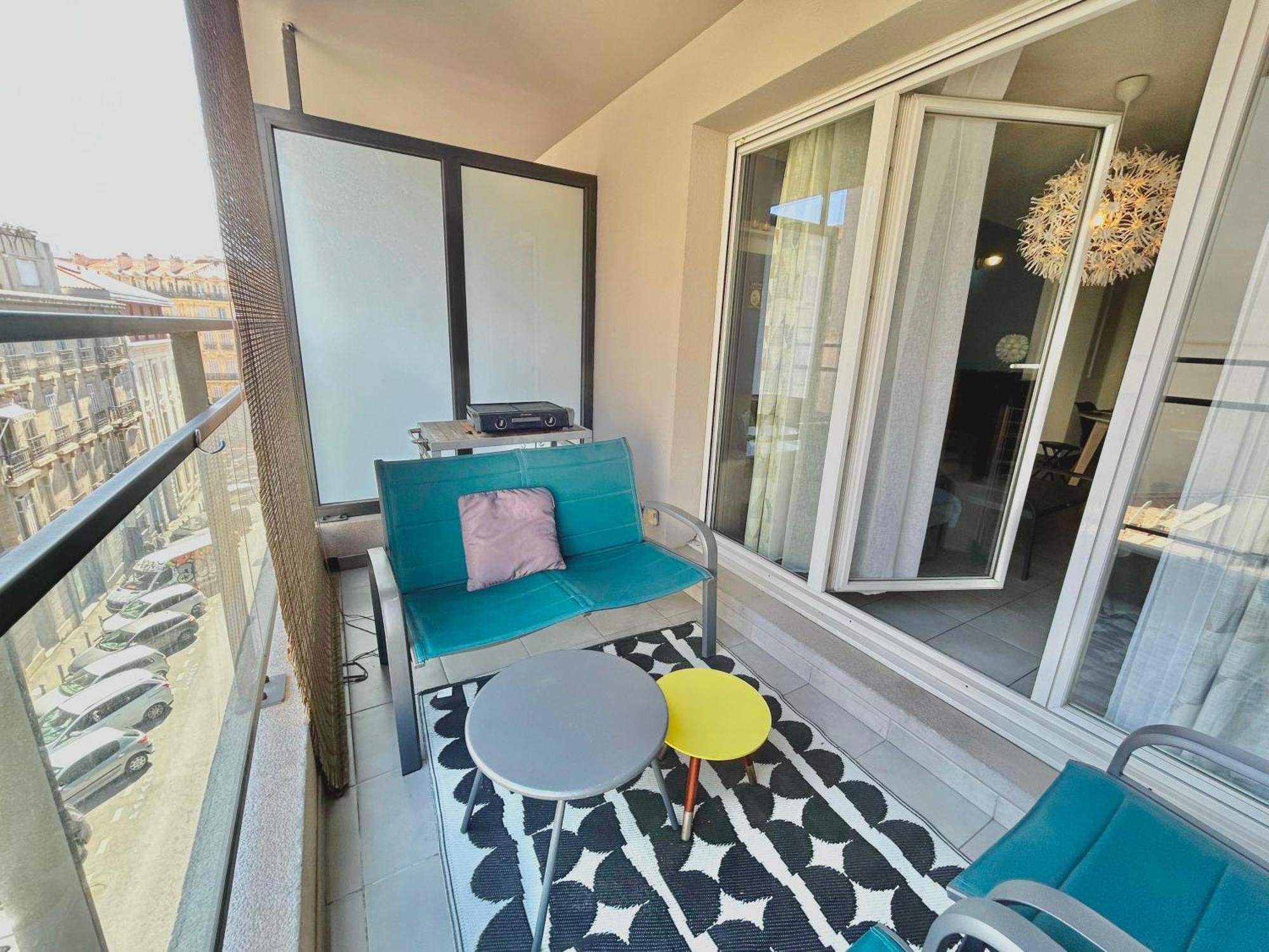 Appartement Le 13OR - centre avec parking et extérieur à Marseille Extérieur photo